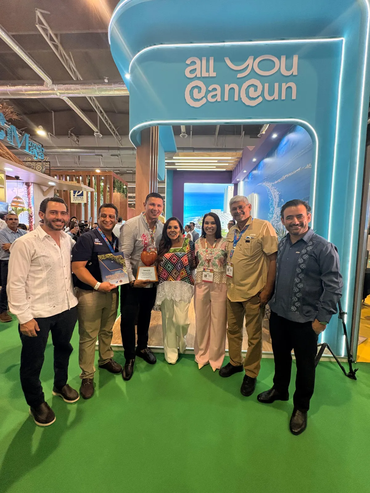 Ruta del Romance presente en la expo All You Cancún
